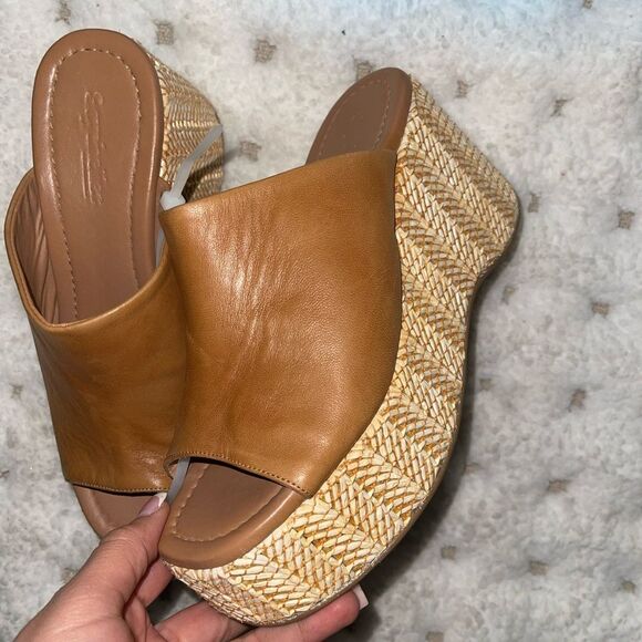 Seychelles | Tulip Platform Sandals - Picture 8 of 10